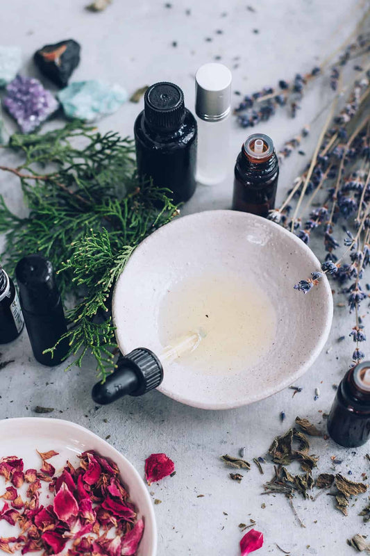 Aromatherapy & Why We Incorporate It At Devine Beauty